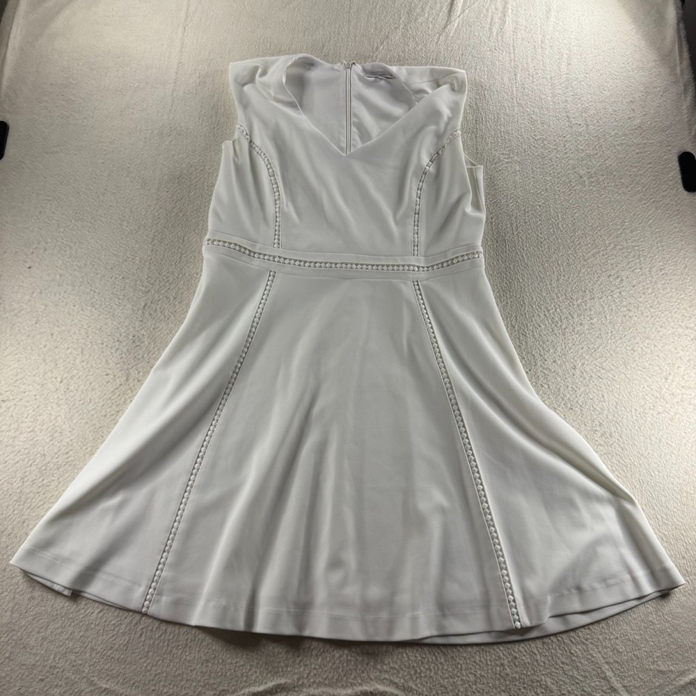 Sandra Darren Fit & Flare Dress Women 16 White Excellent Crochet‎ Trim V-Neck